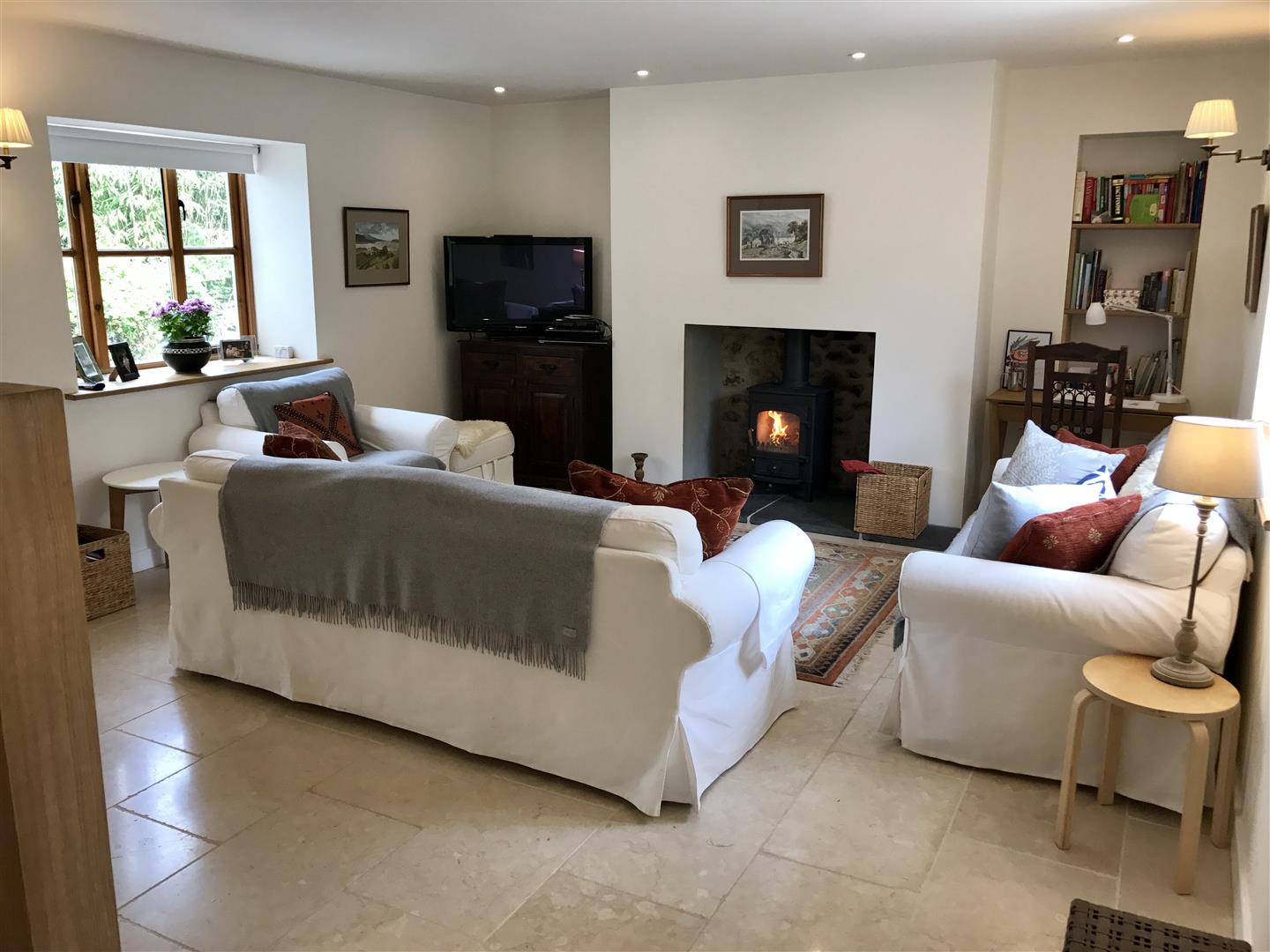 SITTING ROOM